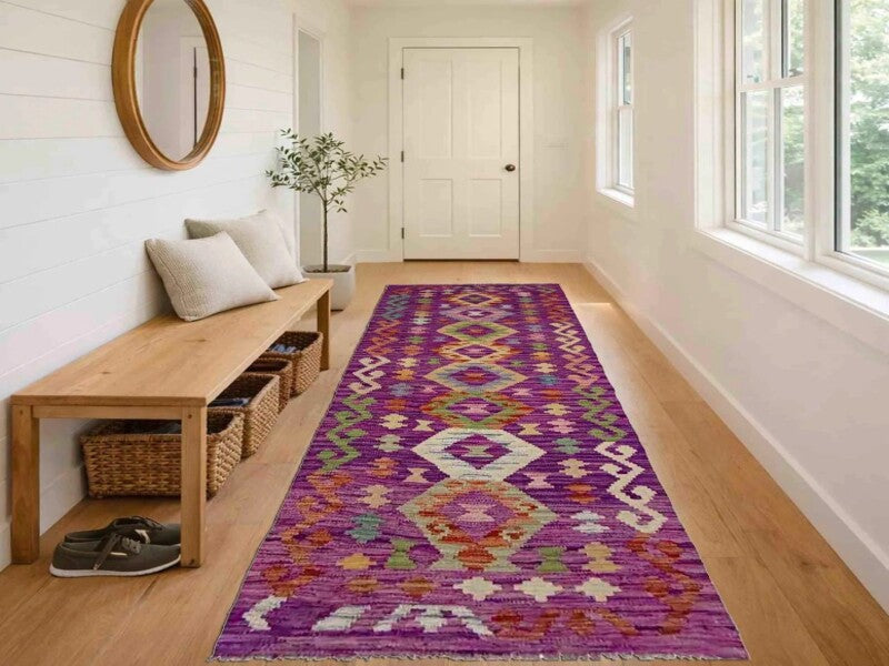 Add Flowers to Your Interior Décor and Enhance the Beauty of Your Room