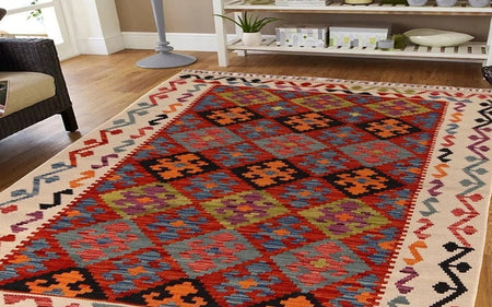 Get to Know is Wallpaper Right for your Home Décor or Not