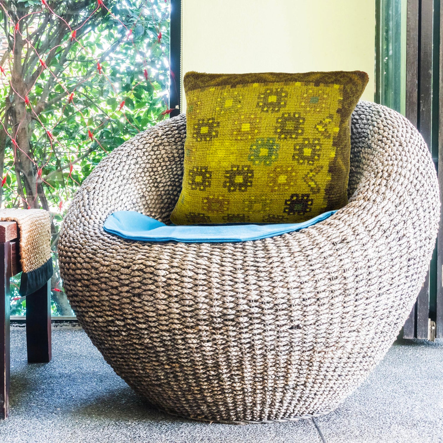 Overdyed Carpet Cushion 1' 6" x 1' 5" (ft) - No. 38456