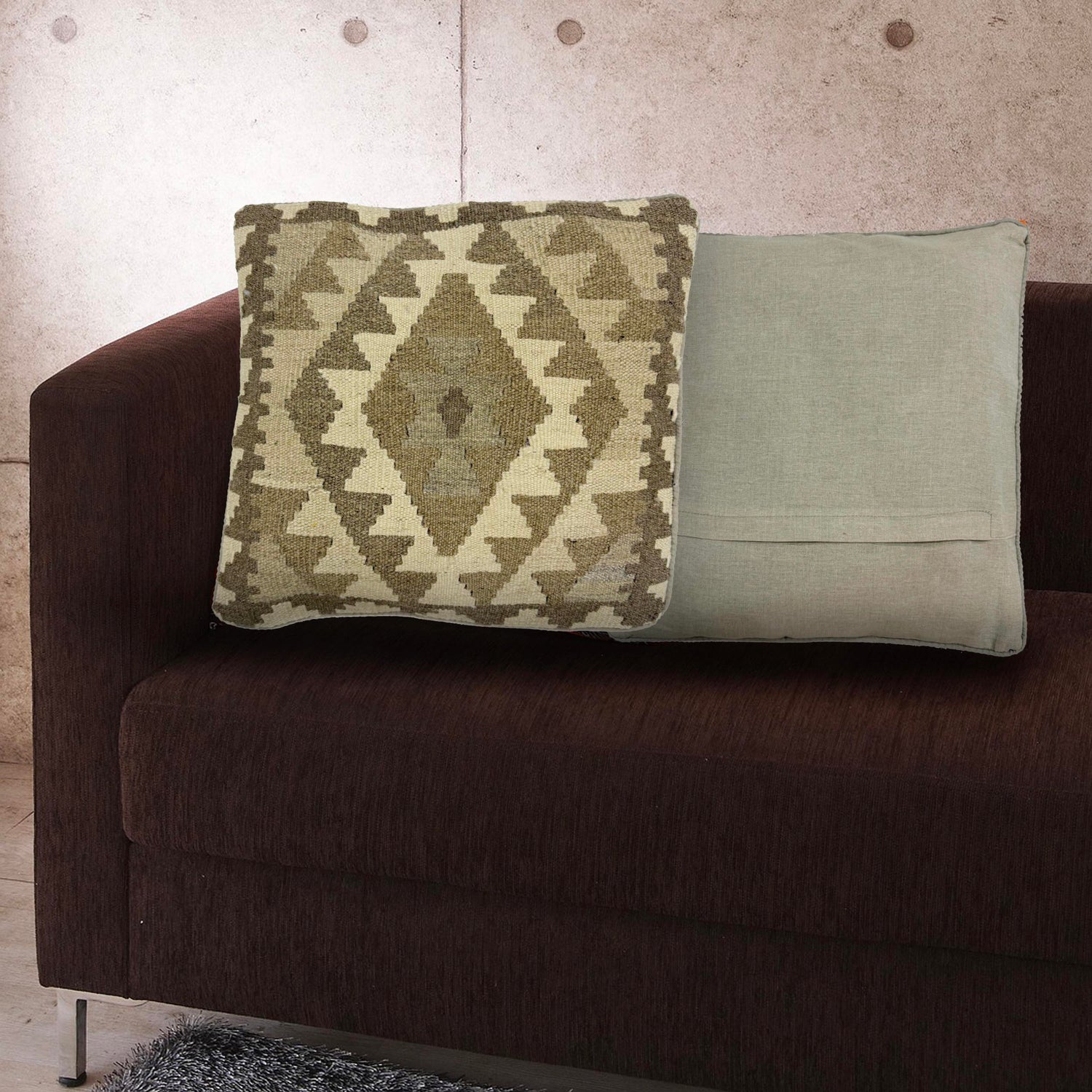 Turkish Style Kelim Cushion 1' 6" x 1' 6" (ft) - No. 38512