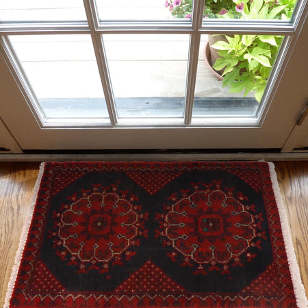 Handmade Floor Mat 1' 4" x 2' 0" (ft) - No. B30169