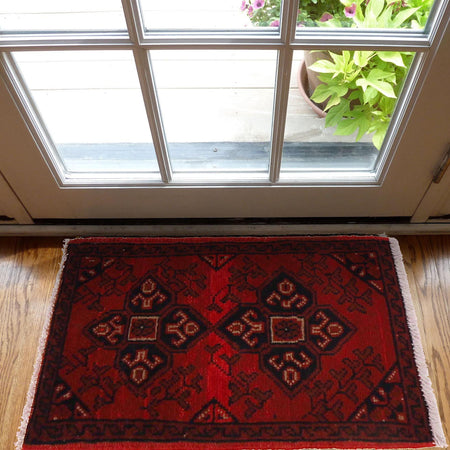 Handmade Door Mat 1' 5" x 2' 2" (ft) - No. B30175