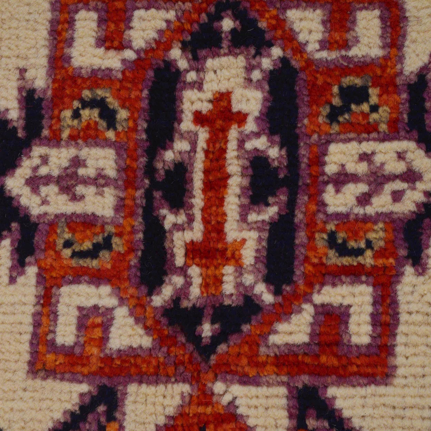 Persian Shirazi Design Rug 4' 0" x 5' 10" (ft) - No. G36504