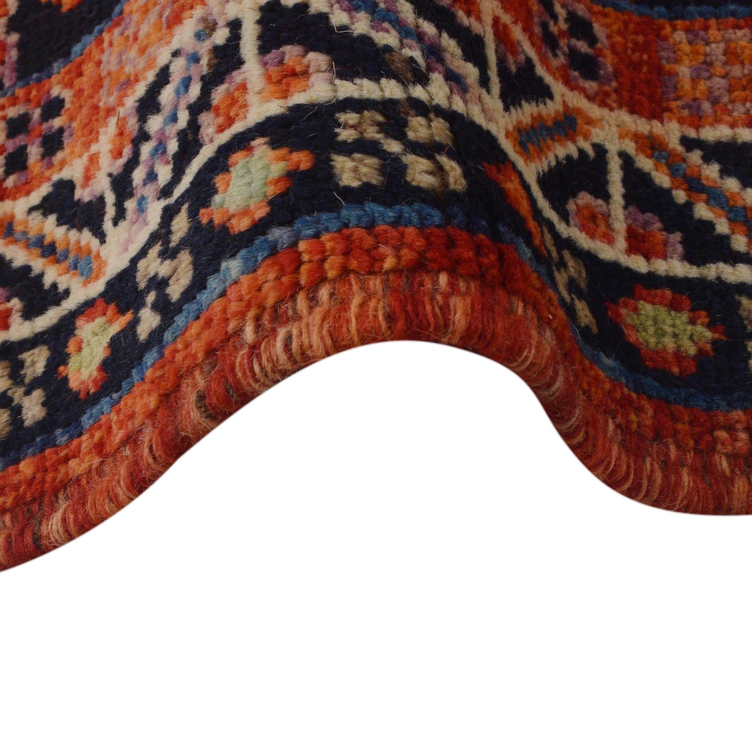 Red Color Shirazi Rug 3' 11" x 5' 10" (ft) - No. G36505