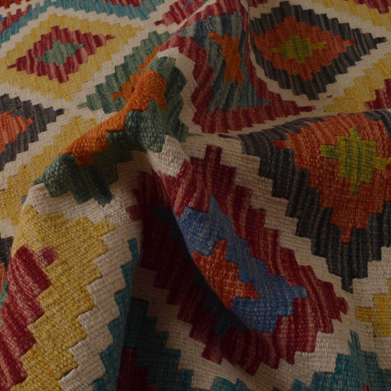 Handmade Vegetable Kilim 3' 5" x 5" 0" (ft) - No. P35690