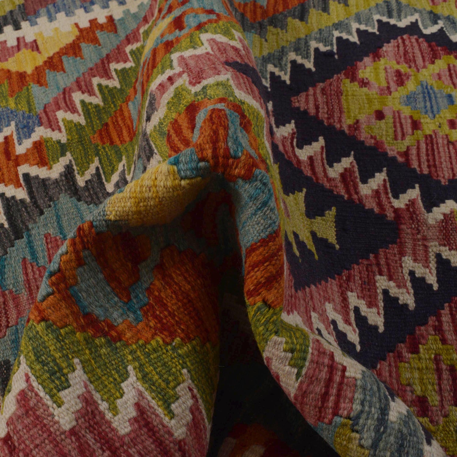 Handmade Vegetable Kilim 3' 4" x 5" 0" (ft) - No. P35700