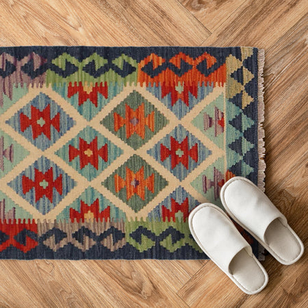 Handmade Vegetable Kelim 1' 11" x 2' 9" (ft) - No. P35998