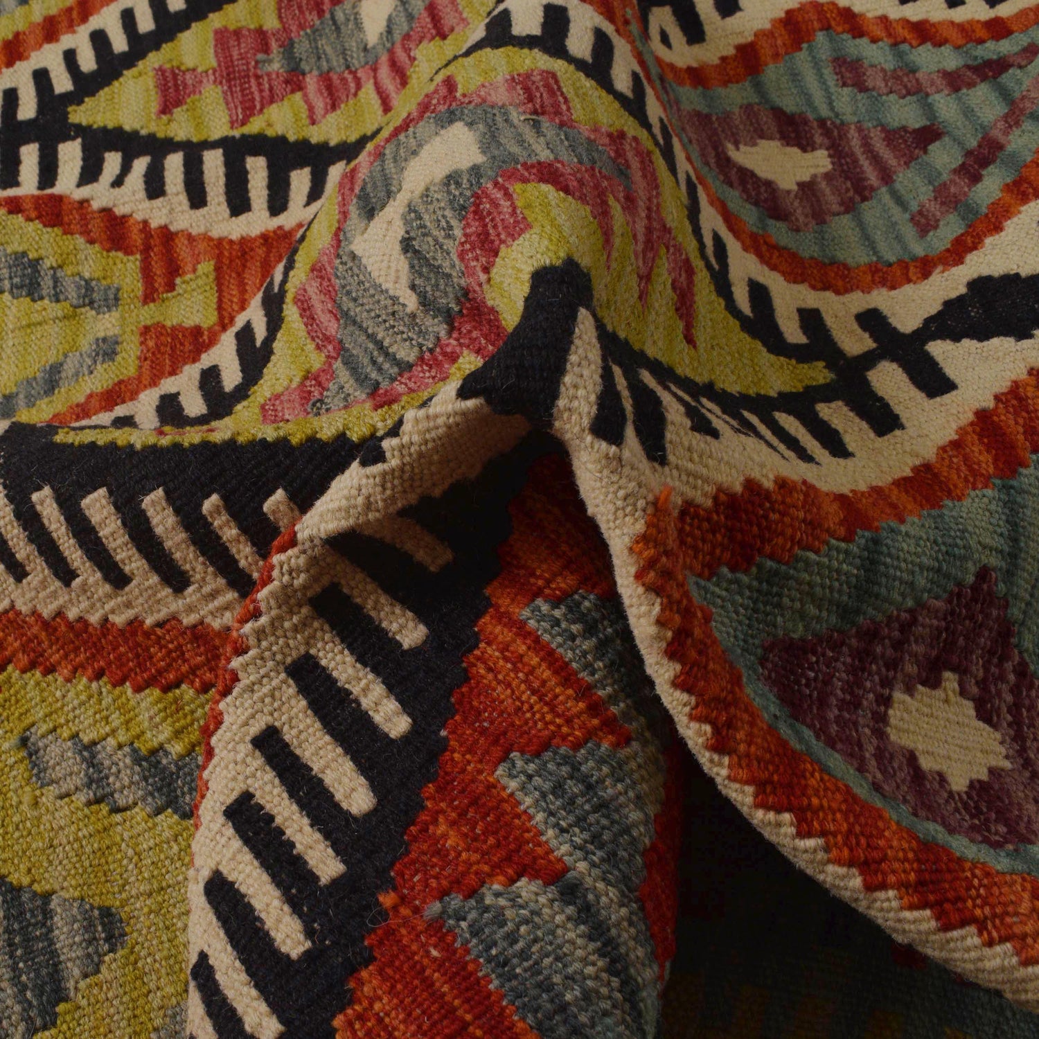 Handmade Vegetable Kilim 5' 7" x 7' 10" (ft) - No. P36067