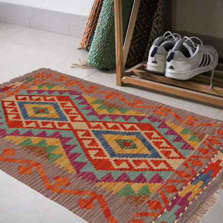 Handmade Vegetable Kilim 2' 2" x 3' 5" (ft) - No. P36306