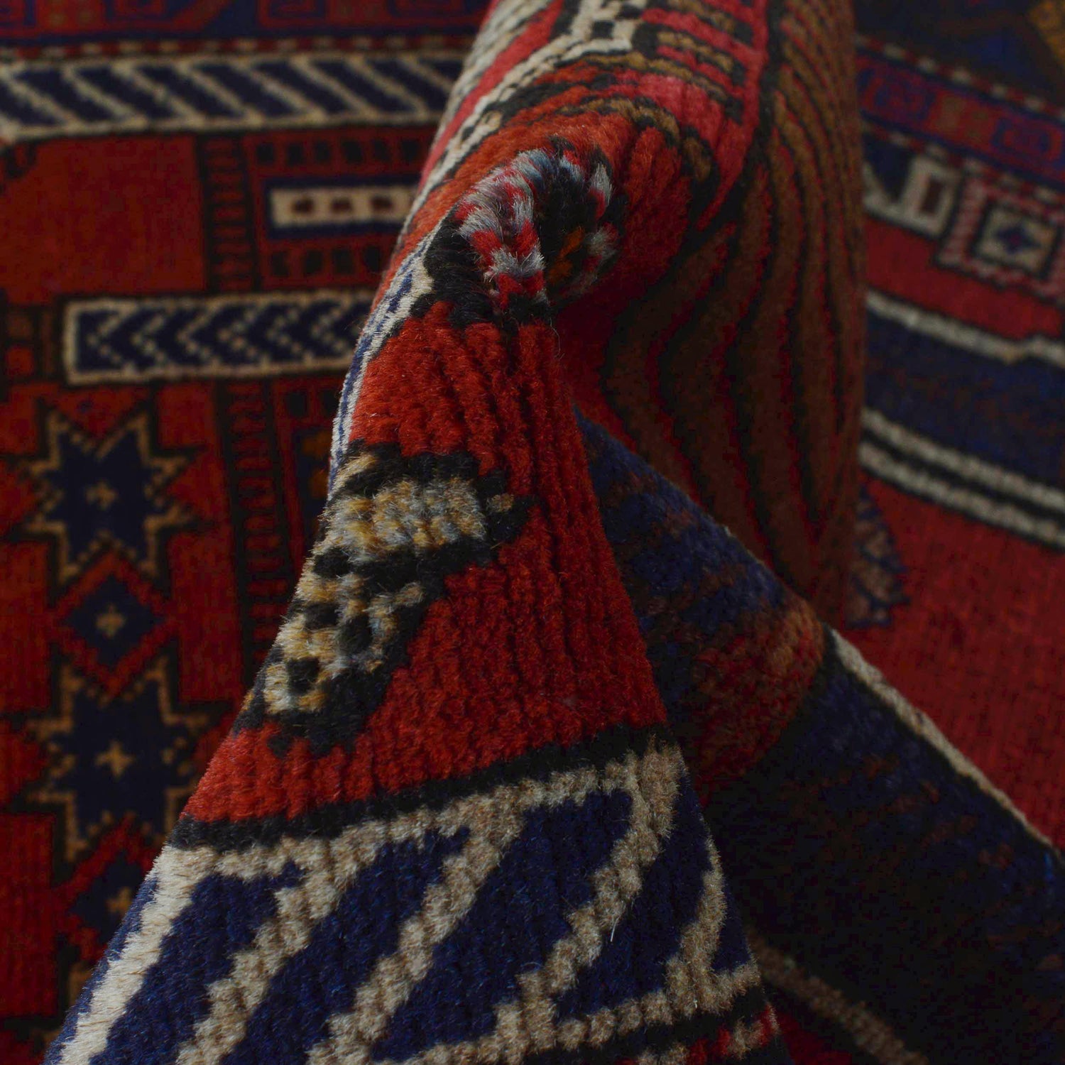 Small Prayer Rug 2' 8" x 3' 10" (ft) - No. P36329