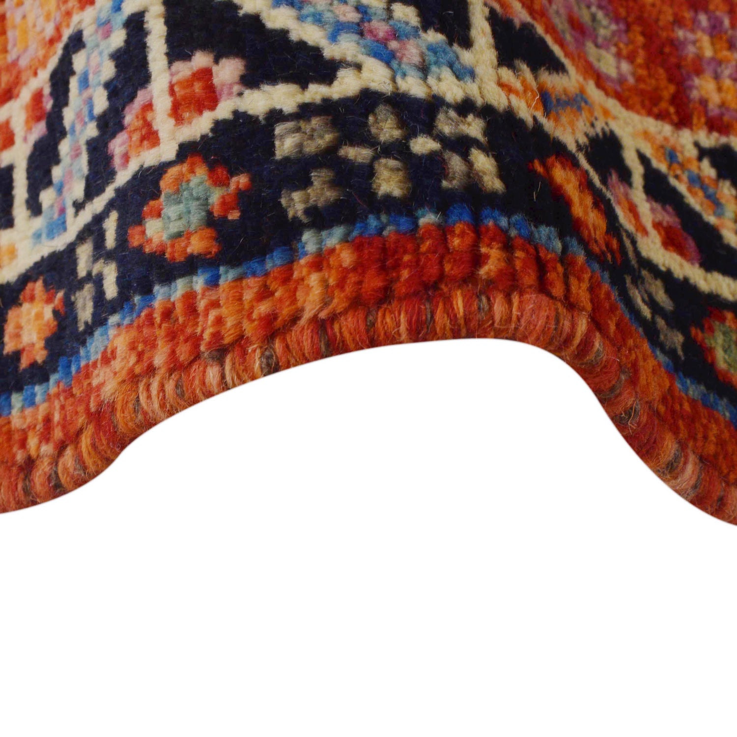 Red Color Shirazi Rug 4' 1" x 6' 0" (ft) - No. P36347