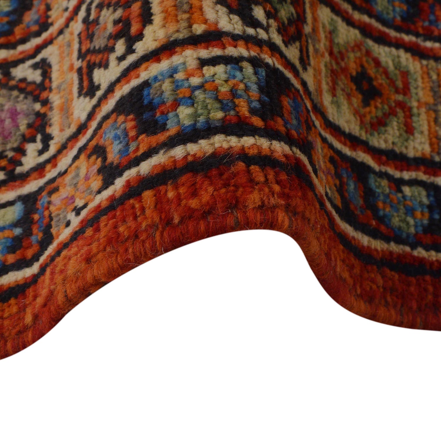 Persian Shirazi Design Rug 5' 5" x 7' 9" (ft) - No. P36358