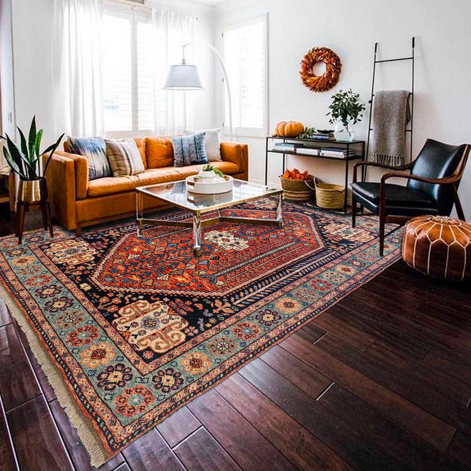 Hand Knotted Sherazi Rug 5' 7" x 7' 7" (ft) - No. P36362