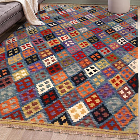 Handmade Vegetable Kilim 5' 1" x 6' 8" (ft) - No. P36420