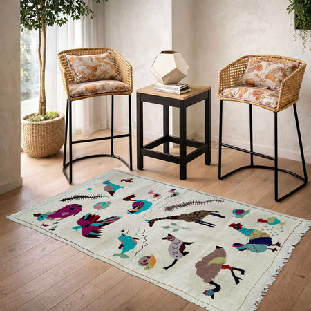 Pakistani Embroidery Kelim 3' 1" x 5' 4" (ft) - No. P36869