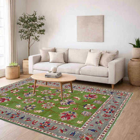 Hand Knotted Kazak Rug 4' 0" x 6' 3" (ft) - No. R37653