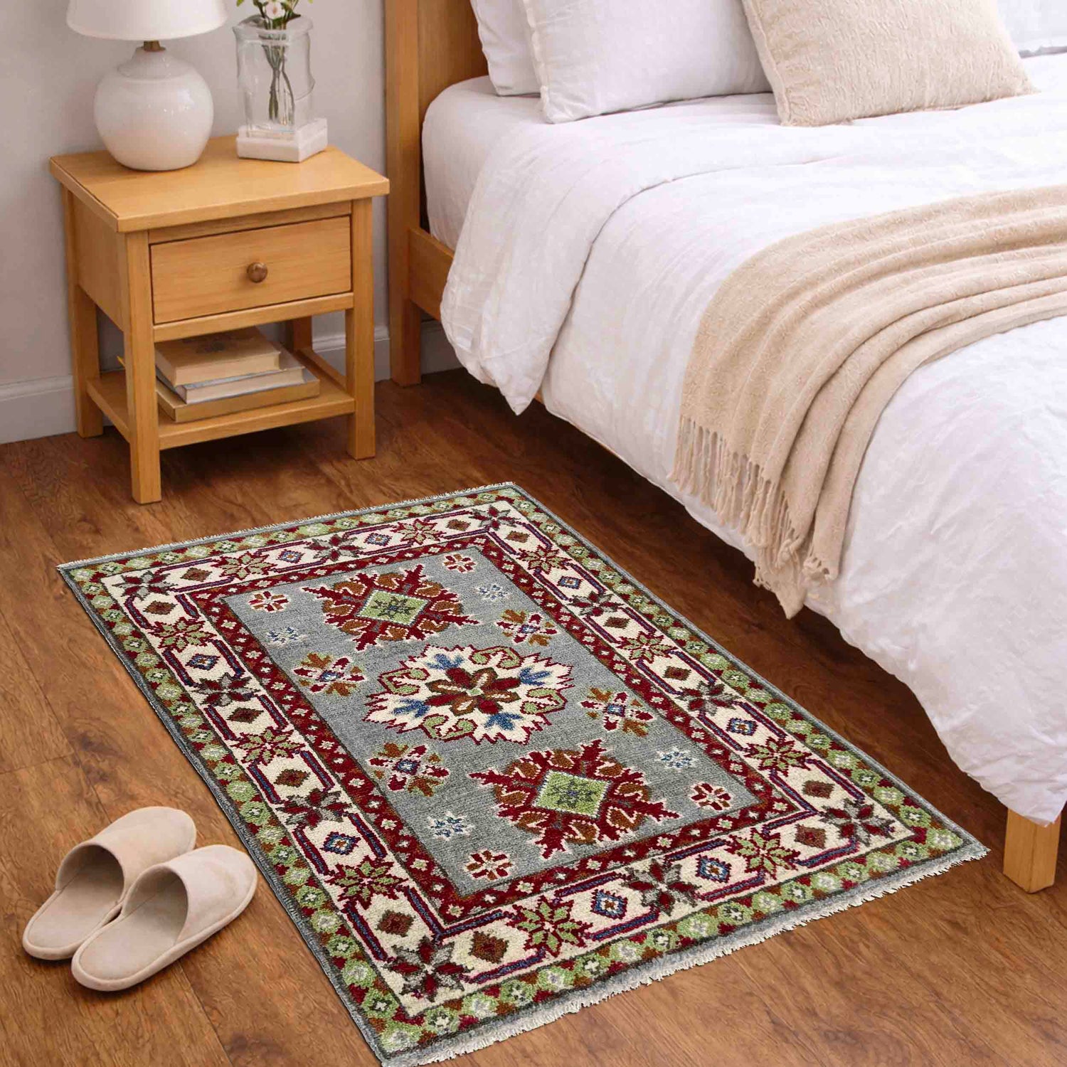 Hand Knotted Kazak Rug 2' 0" x 3' 0" (ft) - No. R37664