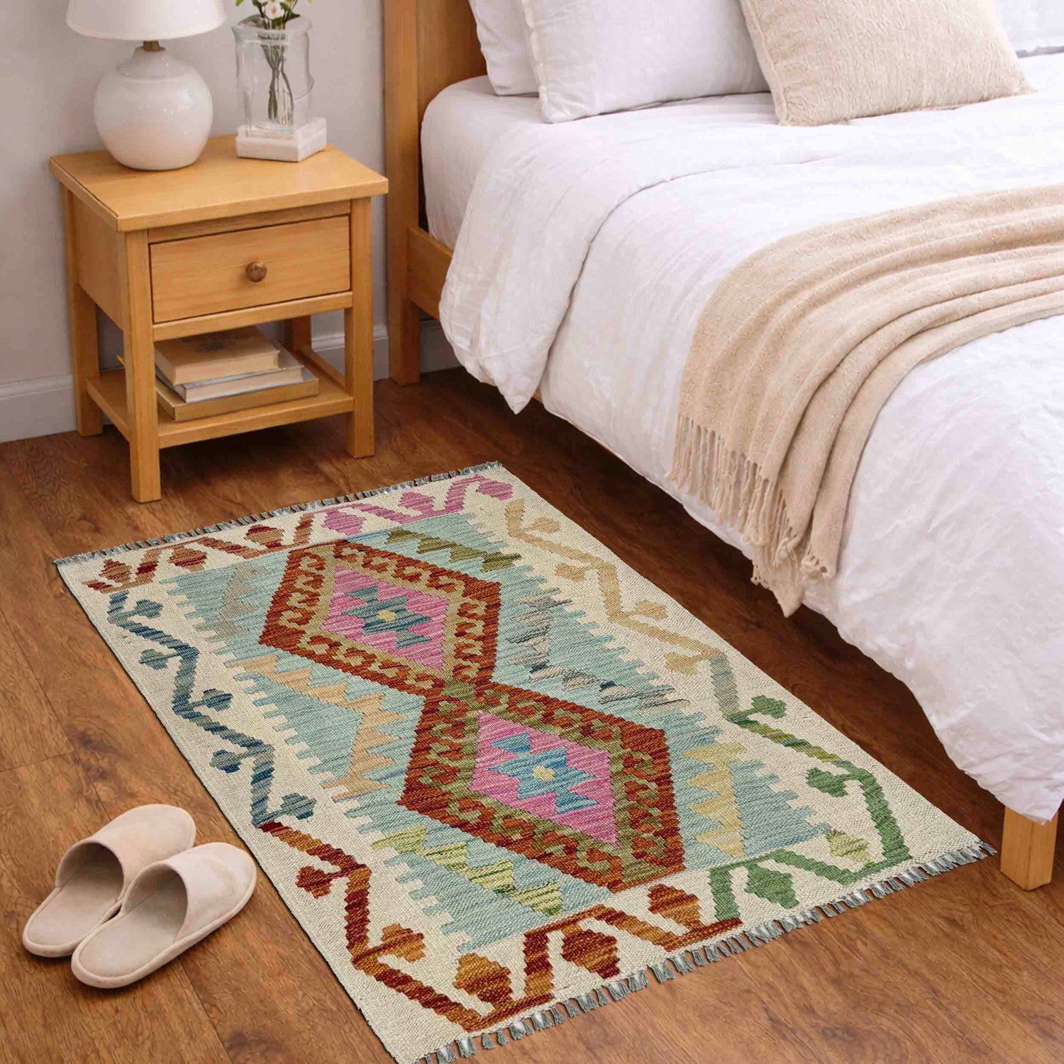 Handmade Vegetable Kelim 2' 2" x 2' 7" (ft) - No. R37995