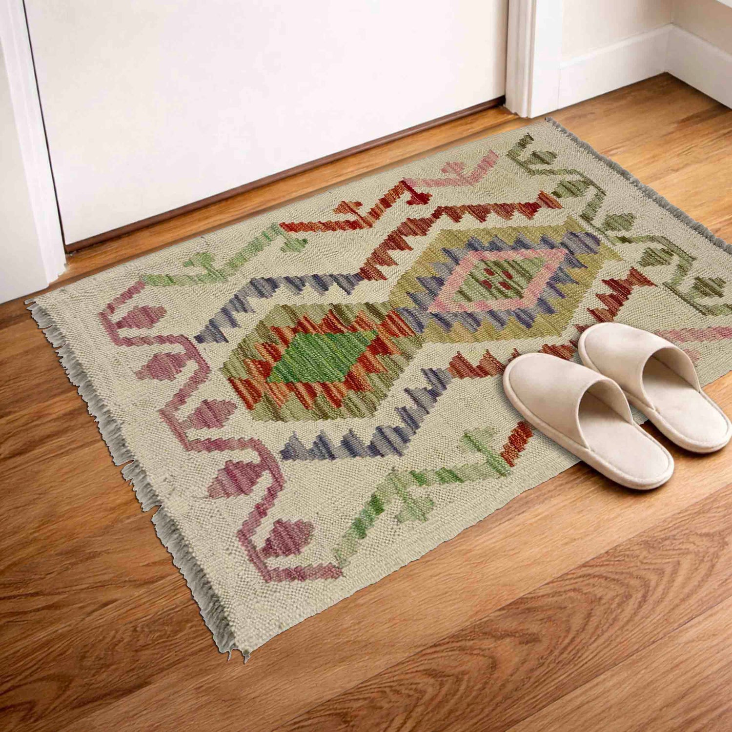 Handmade Vegetable Kilim 2' 0" x 2' 8" (ft) - No. R38770