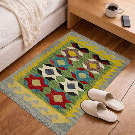 Handmade Vegetable Kilim 2' 2" x 3' 1" (ft) - No. R38962
