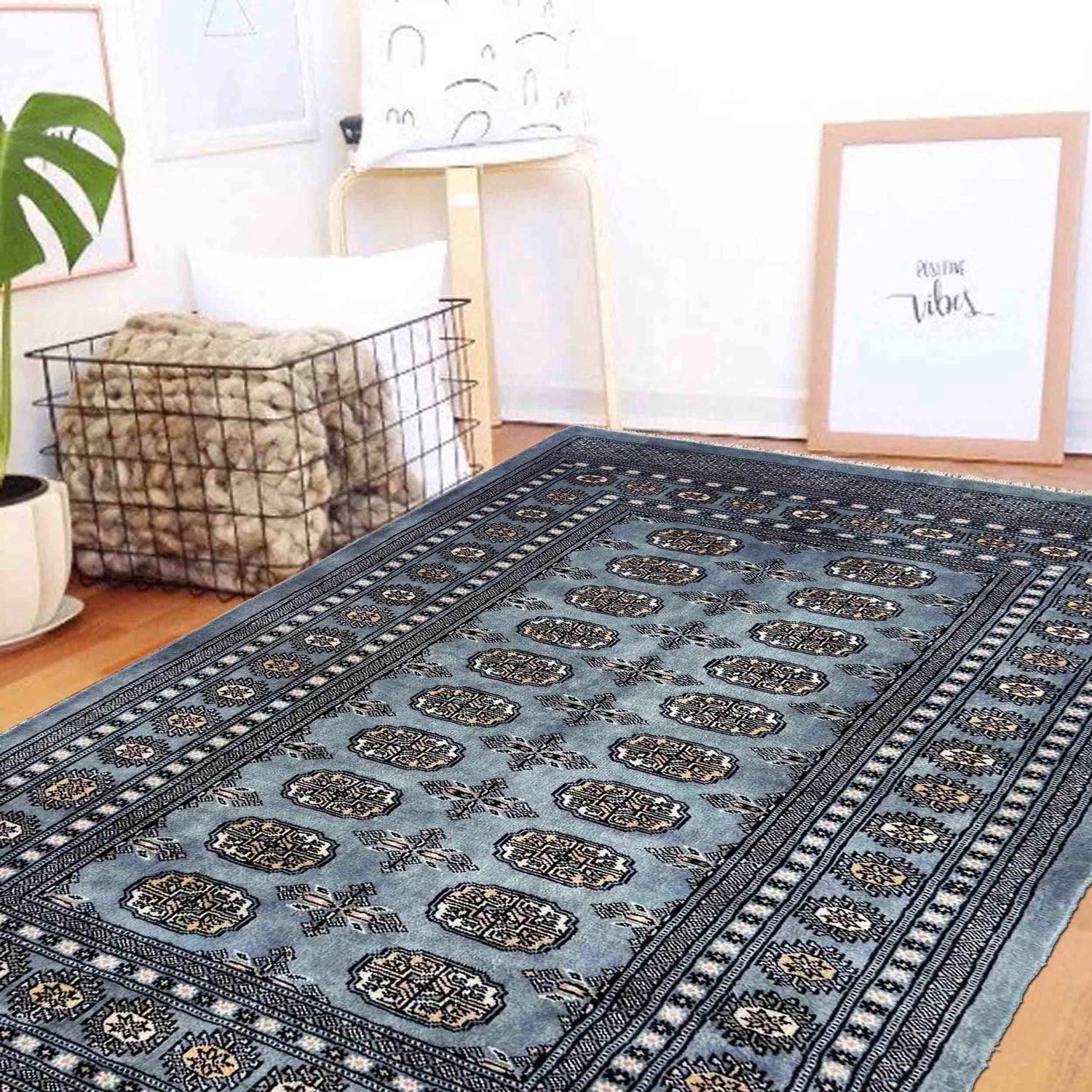 Oriental Bukhara Carpet 4' 8" x 6' 5" (ft) - No. R39840