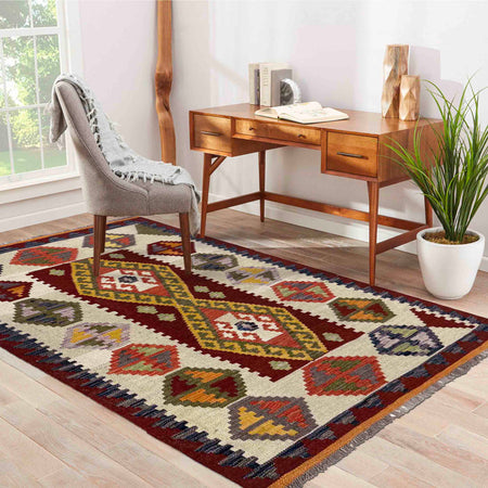 Handmade Vegetable Kilim 3' 5" x 5' 0" (ft) - No. R39907