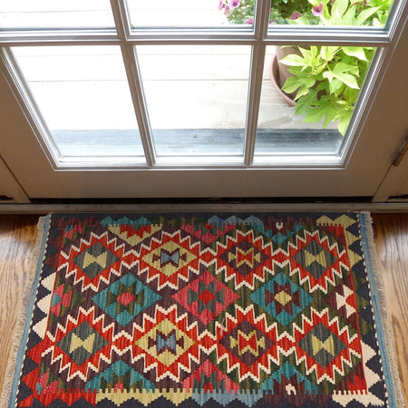 Handmade Vegetable Kelim 1' 10" x 3' 0" (ft) - No. W30351