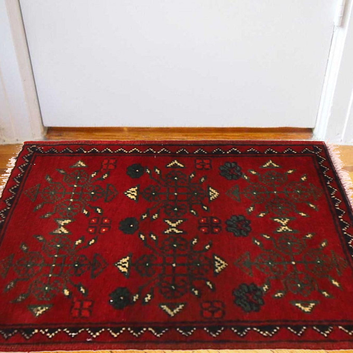 Handmade Floor Mat 1' 4" x 2' 0" (ft) - No. W30400