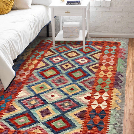 Handmade Vegetable Kilim 4' 0" x 5' 8" (ft) - No. W36830