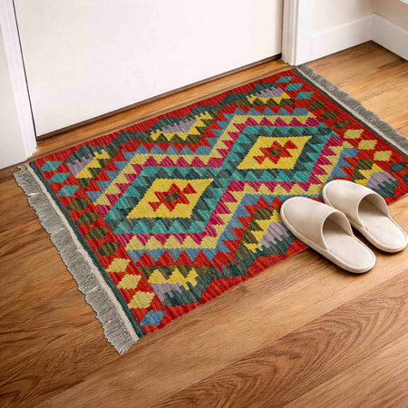 Handmade Vegetable Kelim 1' 11" x 2' 7" (ft) - No. Y39427