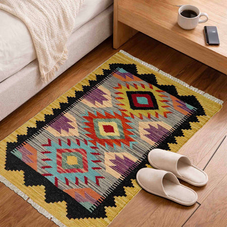 Handmade Vegetable Kilim 2' 0" x 3' 3" (ft) - No. Y39428