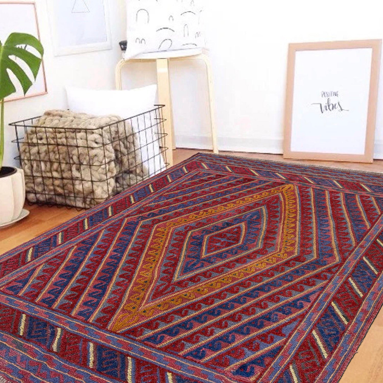 Small Square Rug 3' 11" x 4' 2" (ft) - No. Y39546