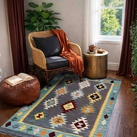 Handmade Vegetable Kilim 3' 5" x 4' 9" (ft) - No. Y39934