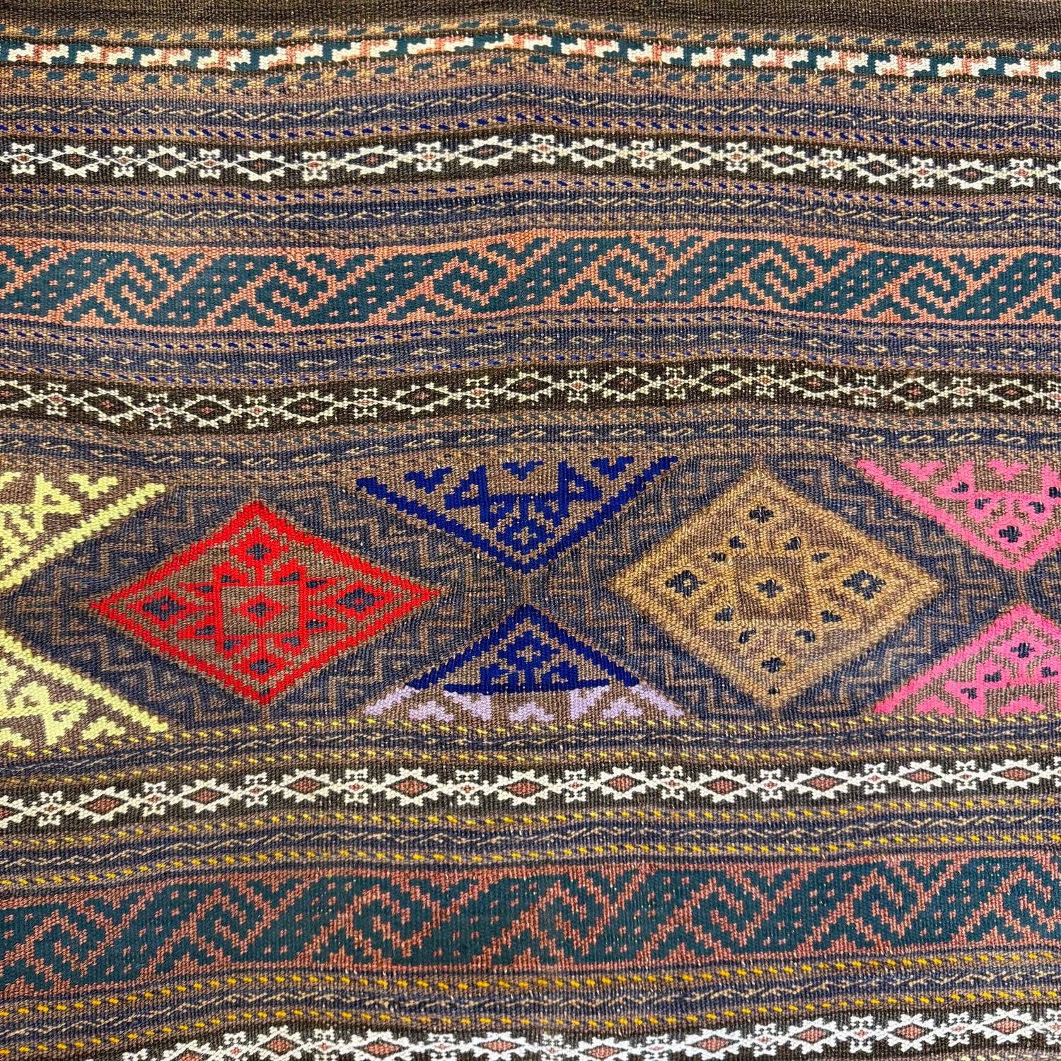 Medium Size Dhurrie Kelim 3' 6 x 5' 1 (ft) - No. B20391