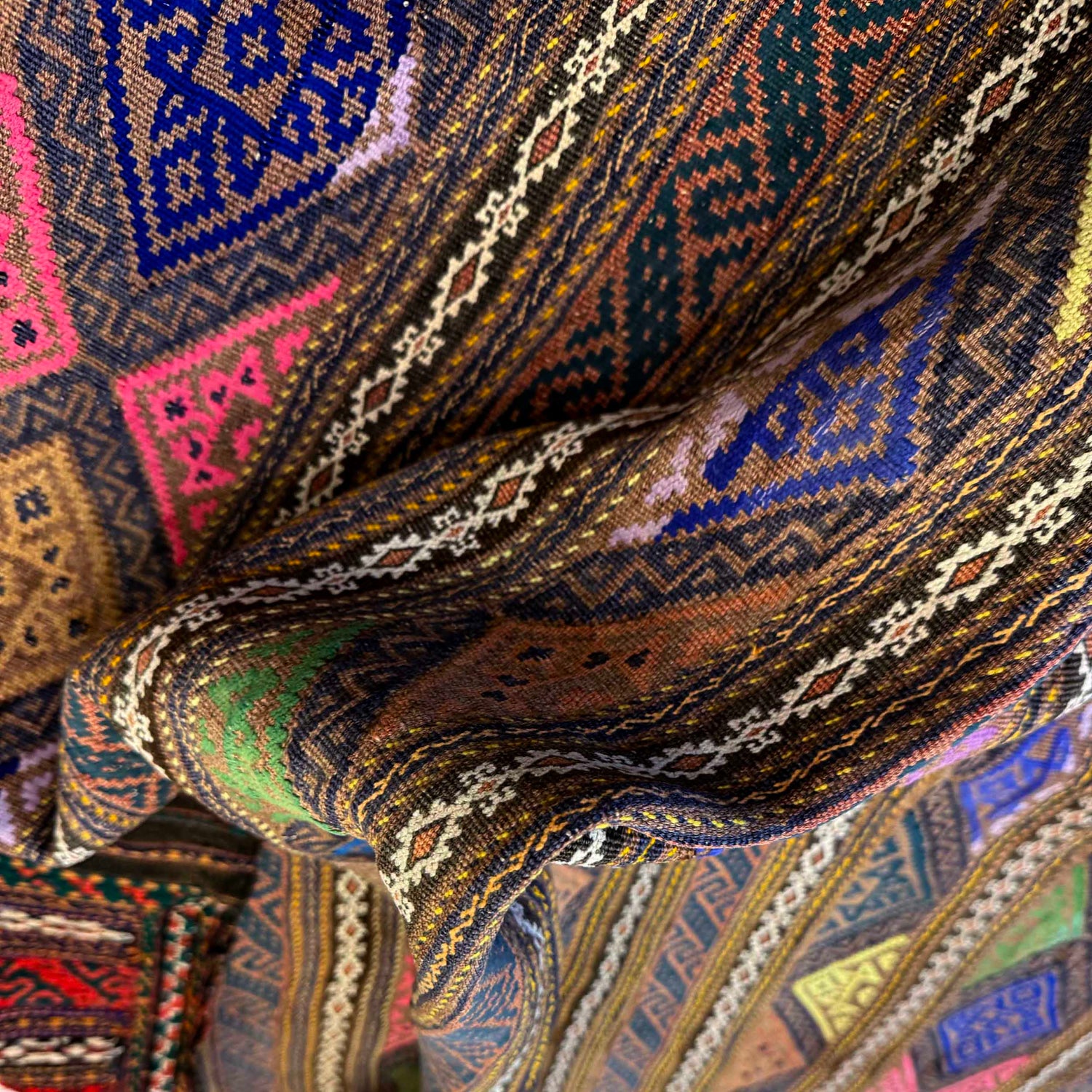 Medium Size Dhurrie Kelim 3' 6 x 5' 1 (ft) - No. B20391