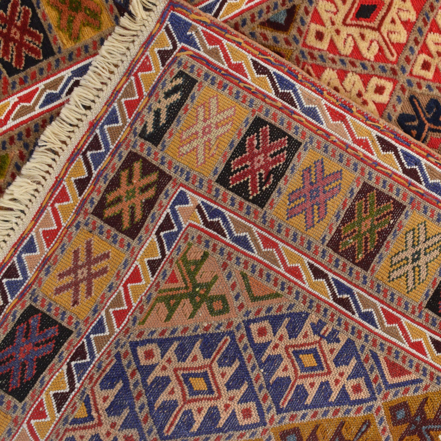 Luxury Kilim Rug 2' 8" x 3' 8" (ft) - No. B21525