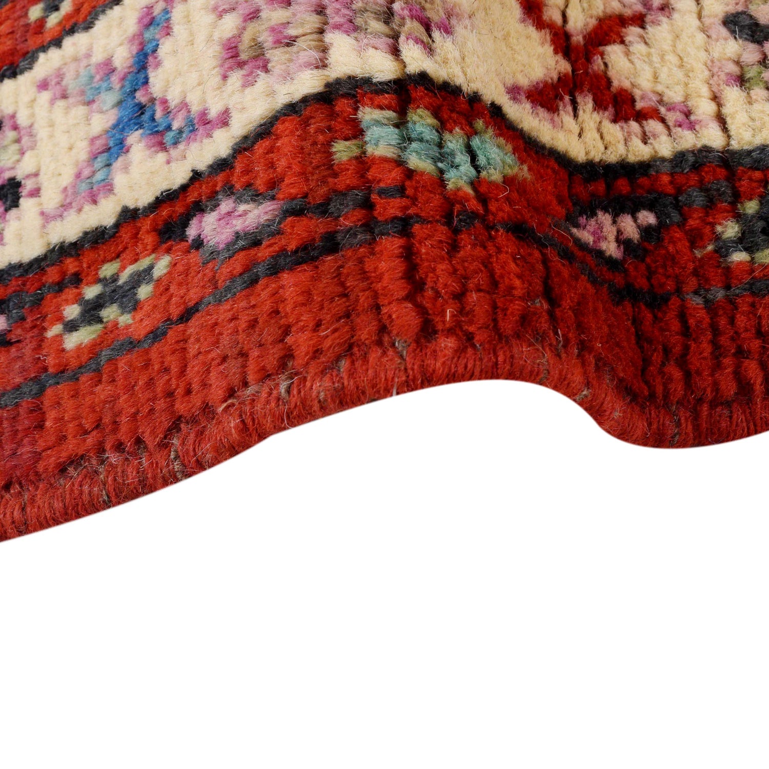 Persian Shirazi Design Rug 4' 11" x 6' 6" (ft) - No. B29773