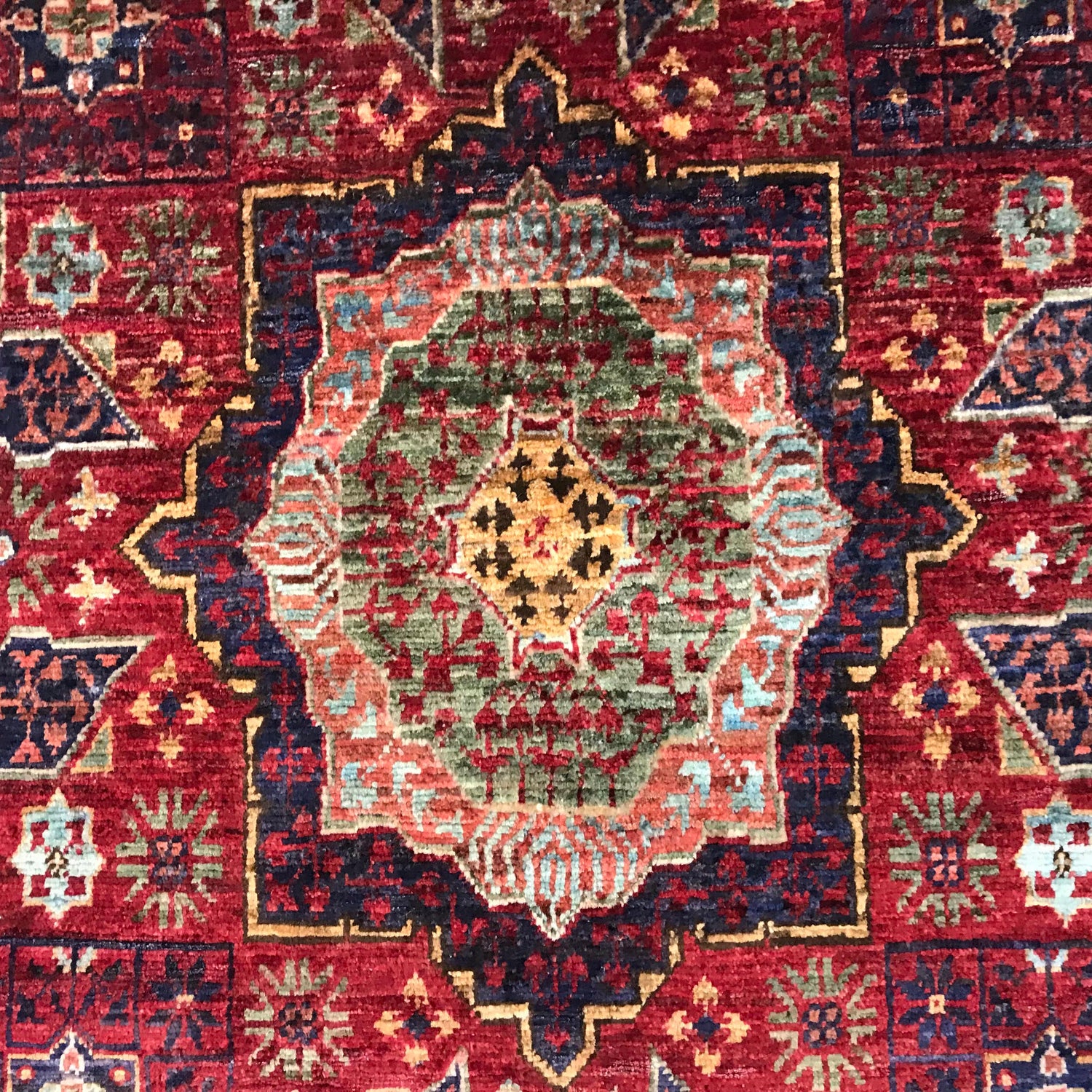 Oriental Mamluk Carpet 3' 3" x 4' 9" (ft) - No. B31326