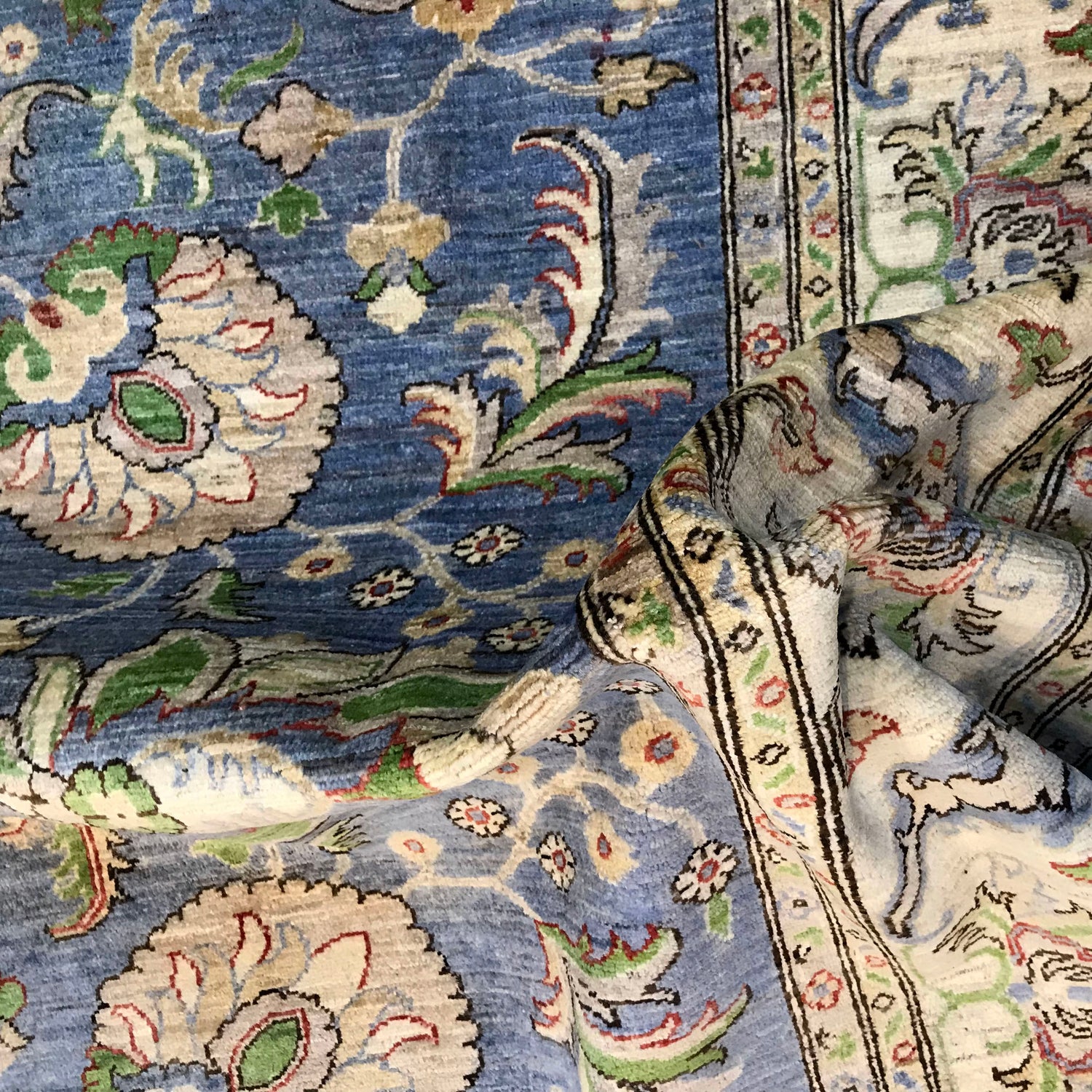 Luxury Sultani Rug 8' 1" x 9' 11" (ft) - No. B31442