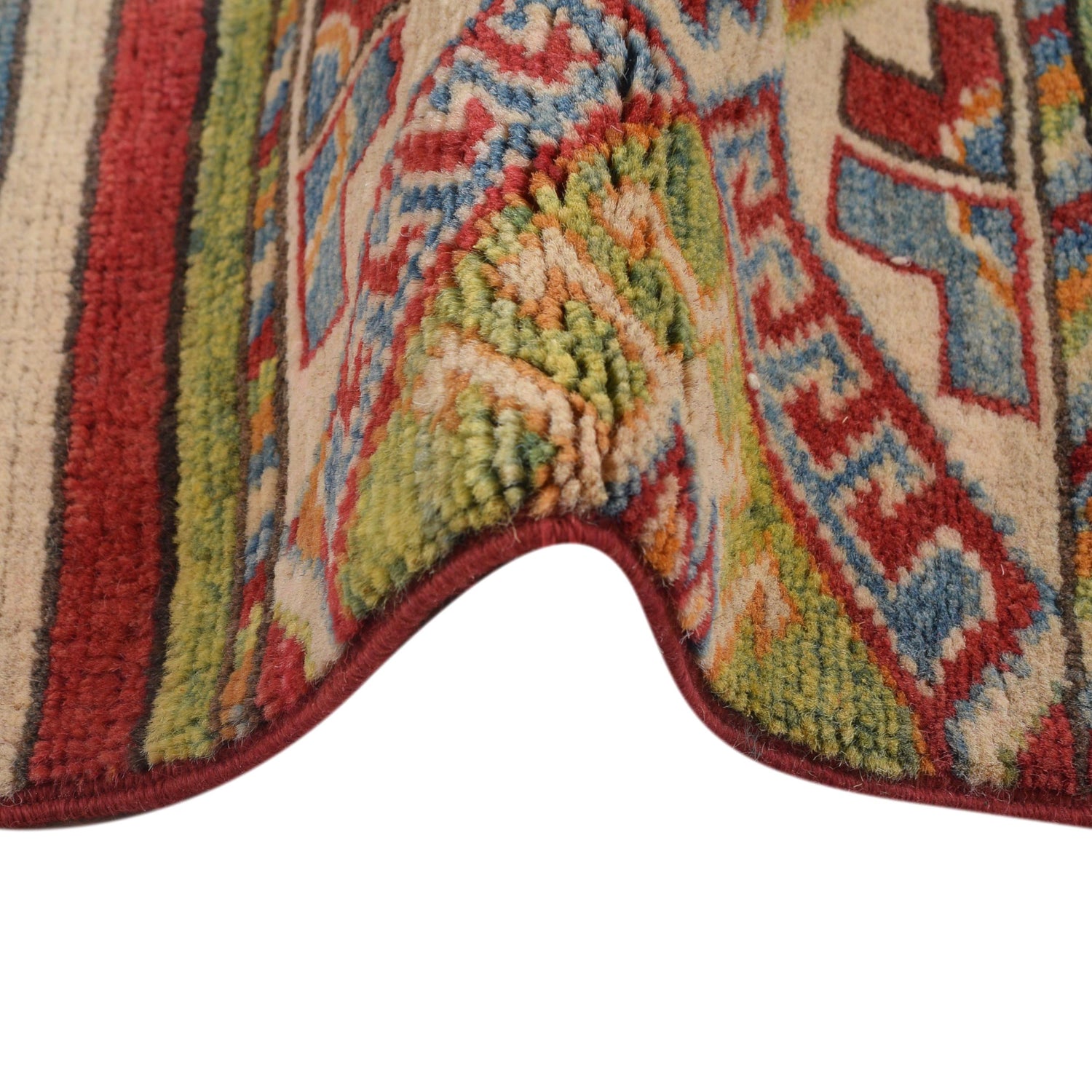 Oriental Khorjin Carpet 4' 0" x 5' 9" (ft) - No. B33016