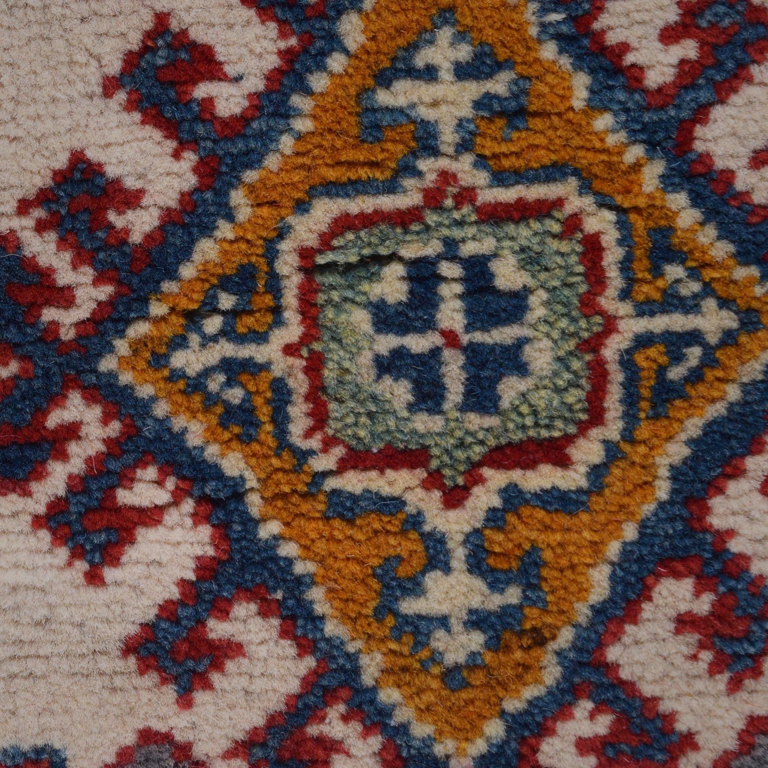 Grey Kazak Runner 2' 8" x 6' 6" (ft) - No. B33076