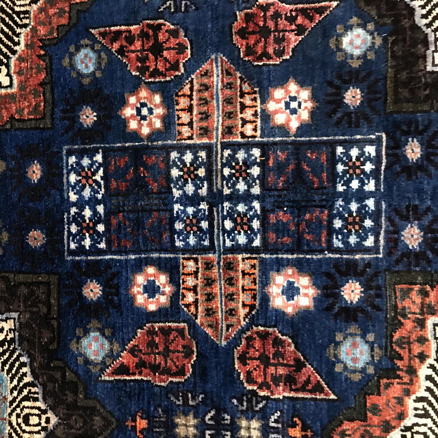 Premium Quality Mamluk Carpet 3' 6" x 4' 11" (ft) - No. B34192