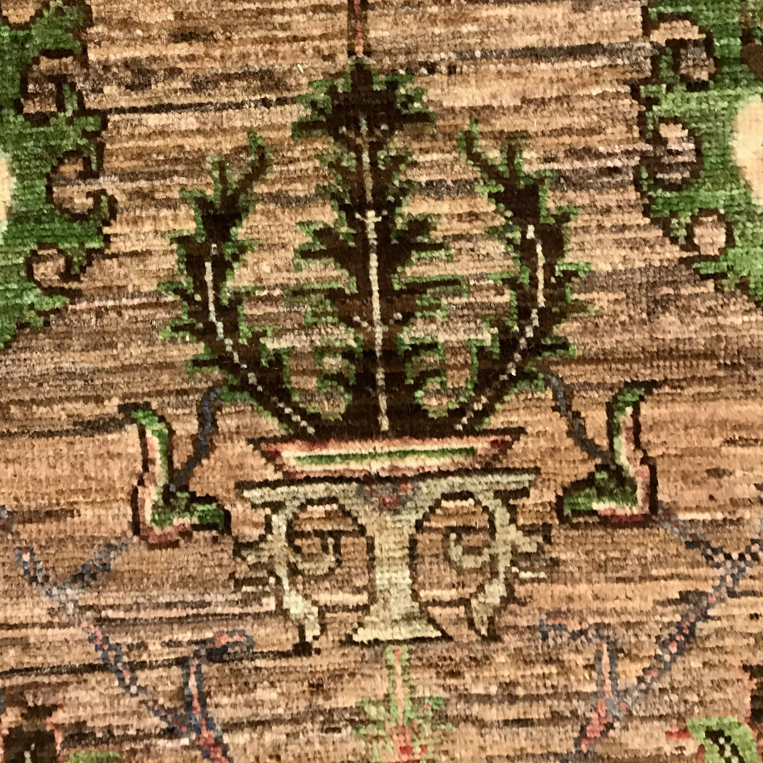 Contemporary Style Sultani Qaleen 6' 7" x 9' 7" (ft) - No. B34654