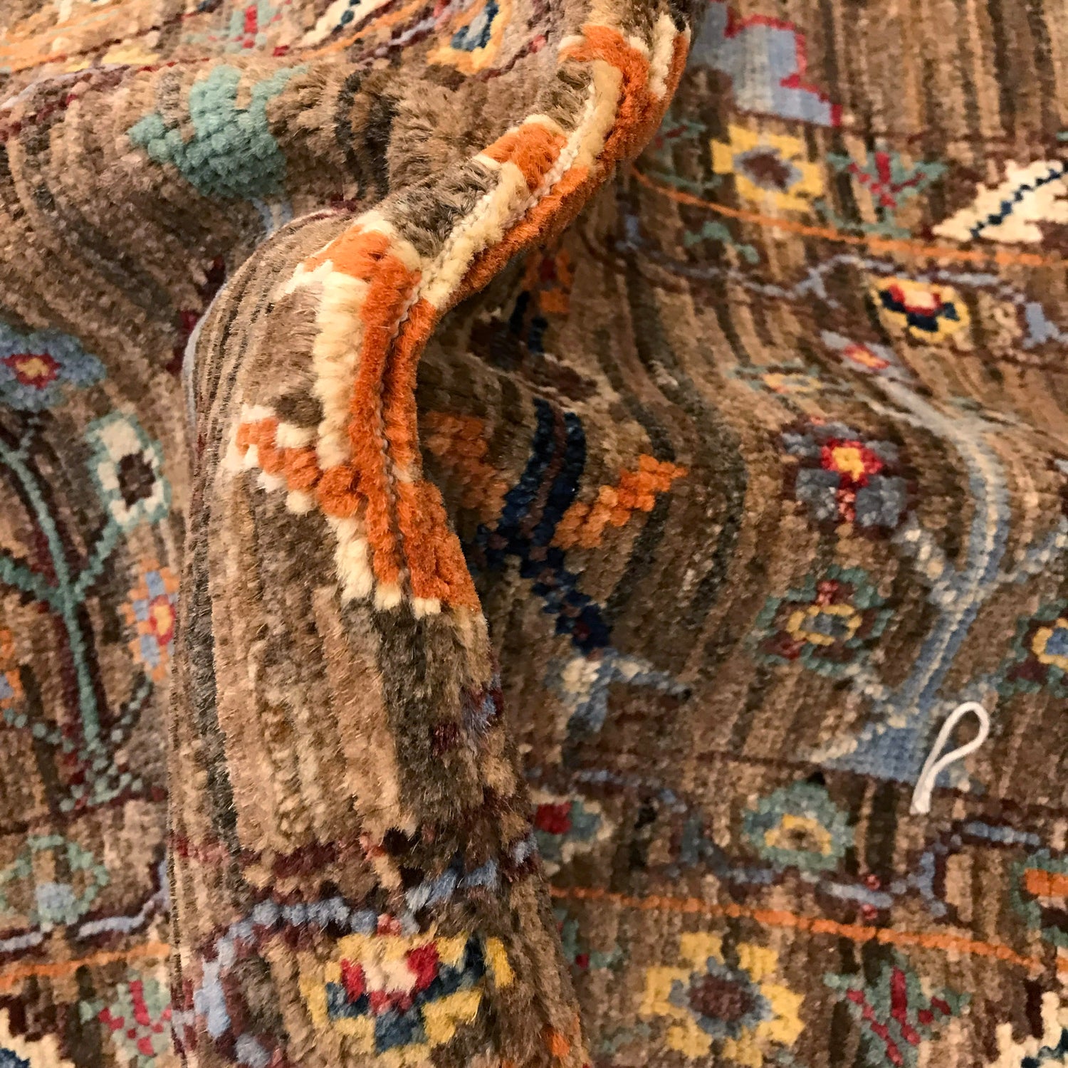 Modern Sultani Qaleen 5' 6" x 7' 9" (ft) - No. B34656