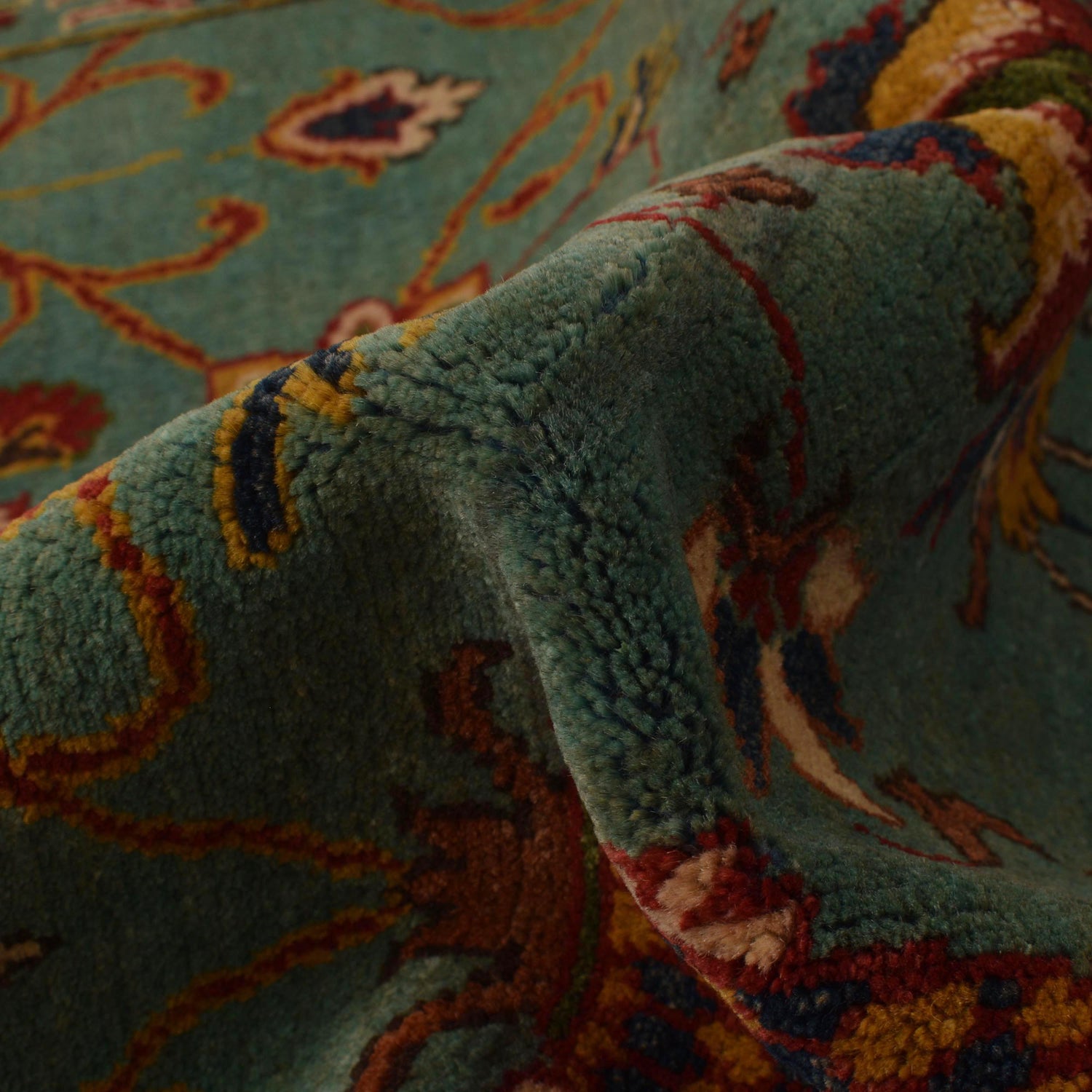 Oriental Sultani Carpet 4' 1" x 5' 10" (ft) - No. B34660