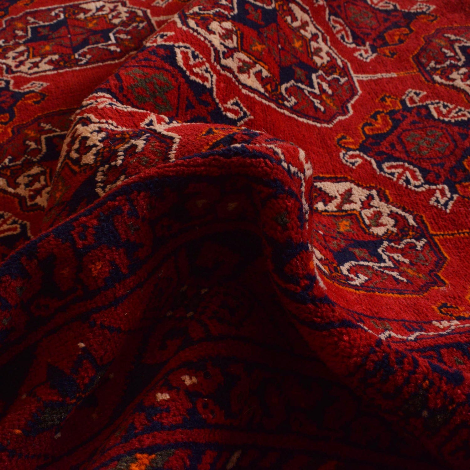 Oriental Bukhara Carpet 6' 4" x 9' 6" (ft) - No. B35168