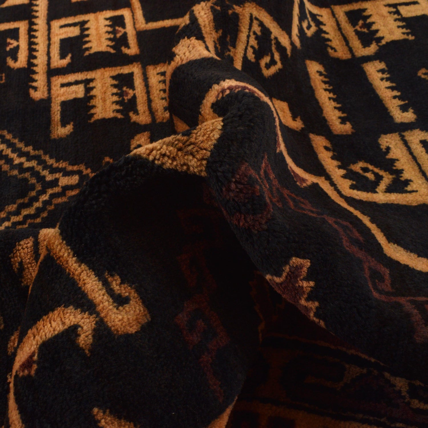 Traditional Baloch Rug 3' 8" x 6' 8" (ft) - No. B35181