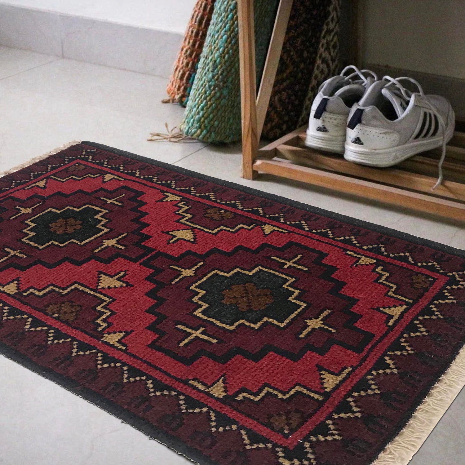 Handmade Floor Mat 1' 4" x 2' 0" (ft) - No. B35721