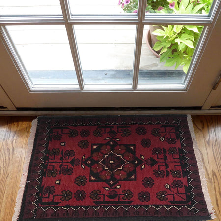 Handmade Doormats 1' 5" x 1' 11" (ft) - No. B35760