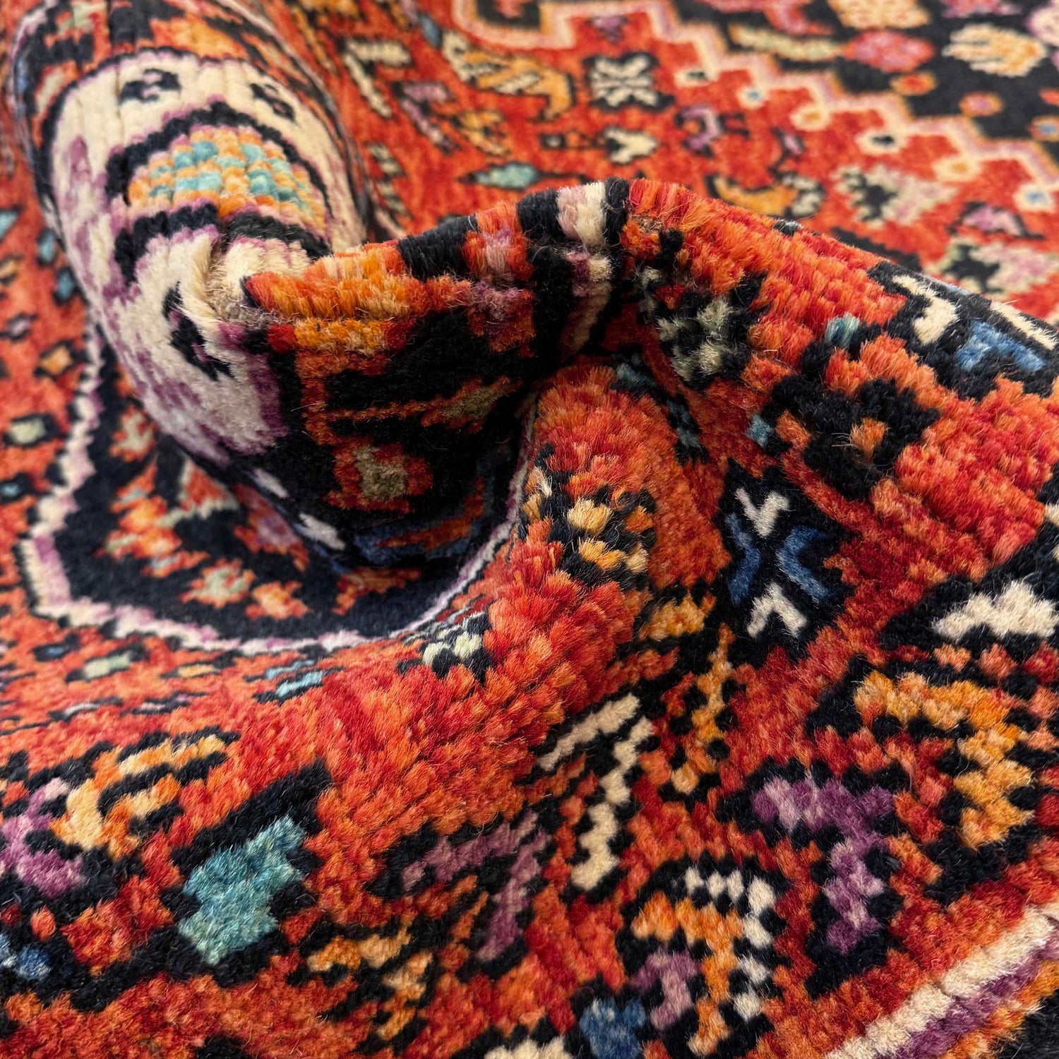 Multi Shirazi Rug 3' 1" x 4' 9" (ft) - No. B36517